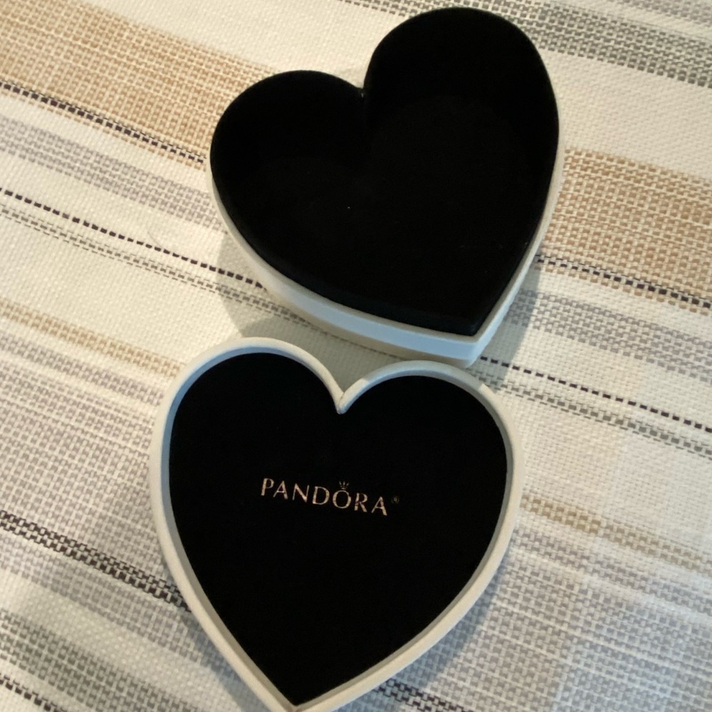 Limited Edition Pandora heart shaped Jewelry box
